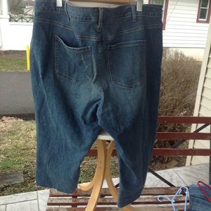 Lane Bryant Jeans - Brand new lane Bryant Jean Capris. Lane Bryant Jeans - Brand new lane Bryant Jean Capris.